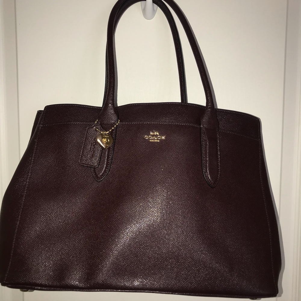 Medium size purse